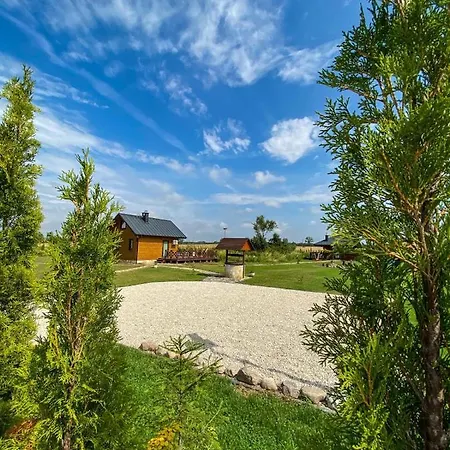 Luksusowe Caloroczne Domki Z Widokiem Janowiec Exteriér fotografie