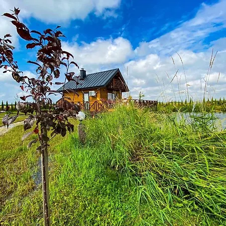 Luksusowe Caloroczne Domki Z Widokiem Janowiec Exteriér fotografie